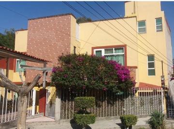 Casa de 3 habitaciones, Naucalpan de Juárez · Casa en Renta, Calle Cerrada con Vigilancia, Balcones de San Mateo, Naucalpan, Edo. de Mex