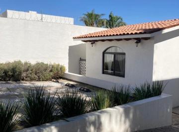 Casa en condominio · 127m² · 2 Recámaras · 2 Estacionamientos · Casa en Condominio en Venta en Juriquilla, Querétaro, Querétaro
