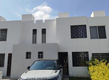 Casa · 82m² · 2 Recámaras · 2 Estacionamientos · Casa Amueblad en Renta Montolivo León Guanajuato