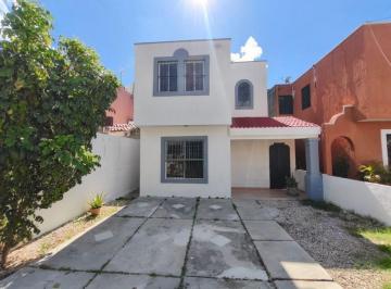 Casa · 101m² · 2 Recámaras · 2 Estacionamientos · Linda Casa en Venta Vista Alegre Fracc, del Arco (Avc - 2712)