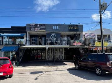 Local comercial · 299m² · 4 Estacionamientos · Plaza Comercial en Venta, Col. Hacienda Real, Tonalá, Jal
