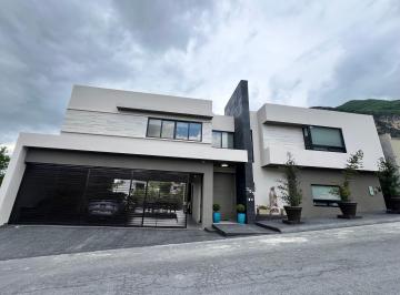 Casa Venta 370m² de 5 habitaciones · Casa Residencial con Acabados de Lujo en Laderas de Tamarindo