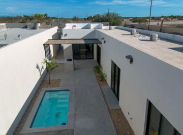 Casa de 3 habitaciones, La Paz · Casa en Venta en La Paz Bcs en El Centenario