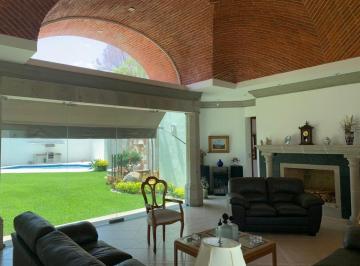 27d4eaf65eb0e8532c42ff8015472c69ea84793fe388bfaf4fe48ae4bc7dffbc · Casa Univel en Venta Col. Vista Hermosa