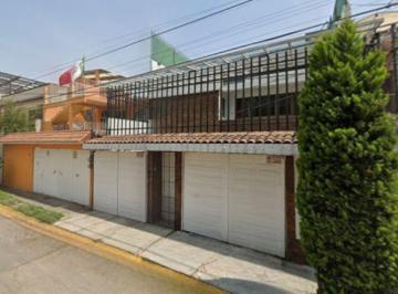 Casa de 4 habitaciones, Nezahualcóyotl · Casa en Venta en Recuperacion Bancaria en Bosques de Aragón