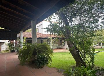 4443516c4fc5c7cd2dd77ba1a81d65b742e1c0503c6c8342173325d051a0475f · Casa en Condominio Imuri, con Vigilancia, Col. Lomas de Jiutepec, Morelos