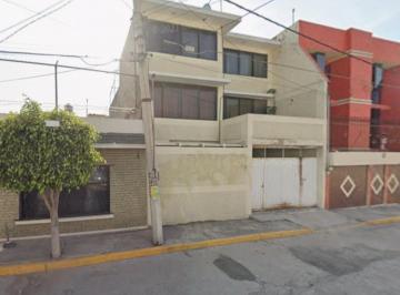 Casa de 4 habitaciones, Ecatepec de Morelos · Venta de Casa en Jardines de Casa Nueva, Ecatepec, Edomex.