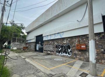 Bodega comercial de 1 habitación, Guadalajara · Bodega Comercial 1838 m² en Renta en Moderna