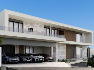 Casa de 6 habitaciones, Monterrey · Casa en Venta en Carrtera Nacional en Sierra Alta Monterrey Equipada y Alberca