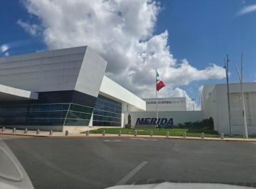 Casa de 5 habitaciones, Mérida · Venta Casa Zona Aeropuerto Merida