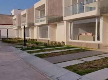 Casa · 179m² · 3 Recámaras · 2 Estacionamientos · Casa en Metepec