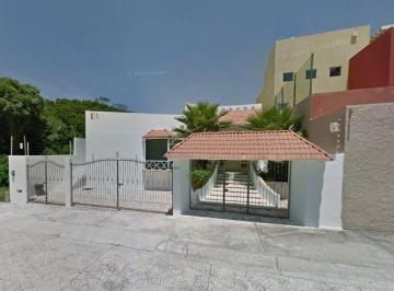 Casa de 5 habitaciones, Santa María Huatulco · Casa en Venta en Santa Maria Huatulco ¡Invierte en Una Propiedad de Recuperaciòn Hipotecaria!