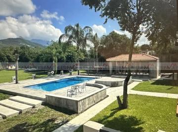 Rancho · 500m² · 3 Recámaras · 8 Estacionamientos · Rancho en Venta en San Pedro El Alamo