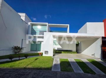 Casa en condominio · 275m² · 3 Recámaras · 2 Estacionamientos · Renta de Casa en Clúster 333, Lomas de Angelópolis I - (4)