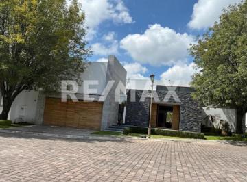Casa · 600m² · 3 Recámaras · 3 Estacionamientos · Casa en Venta - (4)