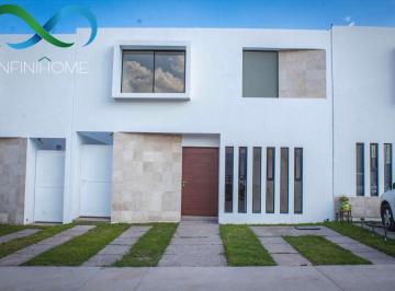 Casa de 3 habitaciones, San Luis Potosí · Casa en Venta en Nuevo Villaverde