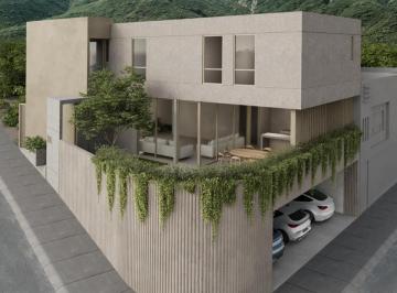 Casa · 330m² · 5 Recámaras · 3 Estacionamientos · Casa de 3 Niveles en Cumbres Elite Premier