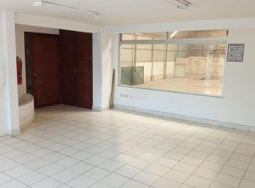 Oficina · 66m² · 3 Recámaras · 3 Espacios Para Oficinas en Col. Bugambilias 1ra 36 m², 2da 24 m², 3ra 6 m²