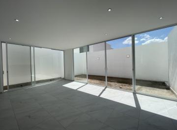 Casa · 221m² · 4 Recámaras · 2 Estacionamientos · Compra Casa en St Angelo en Aguascalientes Amk