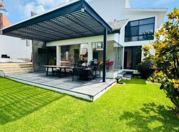Casa de 4 habitaciones, Cuernavaca · Casa en Venta en La Zonapalmira