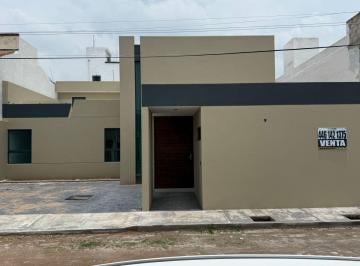 Casa de 4 habitaciones, Corregidora · Los Pájaros, El Pueblito Corregidora