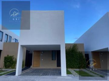 Casa · 187m² · 3 Recámaras · 2 Estacionamientos · Casa en Zibatá, el marqués