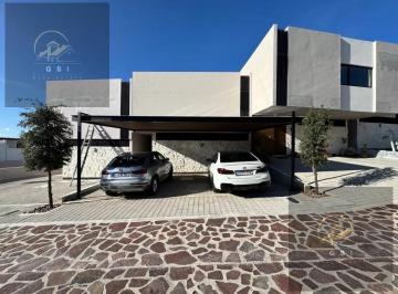 Casa · 93m² · 3 Estacionamientos · Casa en Zibatá, el marqués