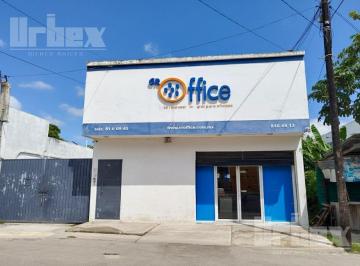 Local comercial · 6 Estacionamientos · Edificio Comercial de Dos Plantas en Venta en Campeche