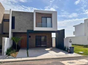 Casa de 3 habitaciones, Alvarado · Casa con Recamara en Planta Baja y Roof Garden