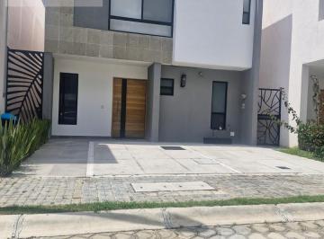 Casa · 3 Recámaras · Casa en Renta
