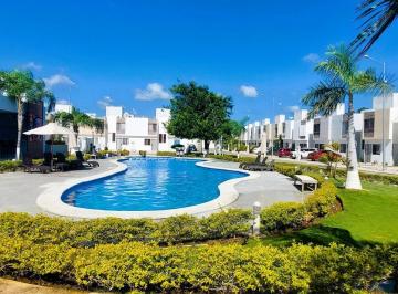 Casa · 82m² · 2 Recámaras · 1 Estacionamiento · Casa Sin Muebles en Porto Alto Playa del Carmen