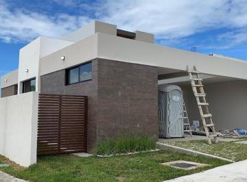 Casa de 3 habitaciones, Alvarado · Hermosa Casa con 3 Recámaras en Venta, Punta Tiburón