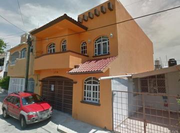 Casa de 4 habitaciones, Centro · Casa en Fracc. Bonanza Alta Plusvalía