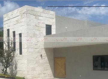 Rancho · 390m² · 4 Recámaras · 10 Estacionamientos · Rancho en Venta en La Boca