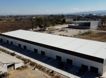Nave industrial · 267m² · 2 Estacionamientos · Venta Nave Industrial Carretera 57 - (4)