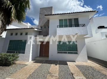 Casa en condominio · 180m² · 3 Recámaras · 2 Estacionamientos · Casa en Venta - Privada Juriquilla - (4)