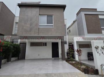 Casa · 180m² · 3 Recámaras · 2 Estacionamientos · Casa en Venta en General Escobedo