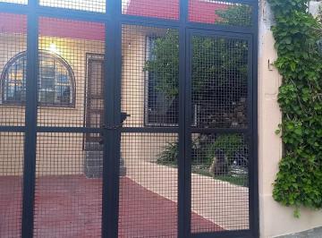 Casa · 105m² · 4 Recámaras · 1 Estacionamiento · Casa en Venta de Una Planta en Lomas Residencial Pachuca