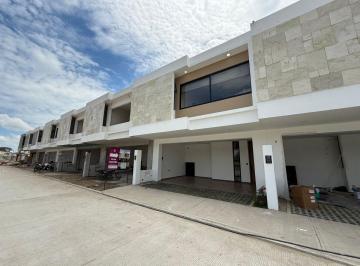 Casa de 3 habitaciones, Nacajuca · Casa Nueva con Buenos Acabados en Venta en La Zona Country de Villahermosa