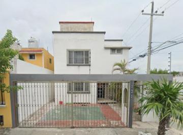 Casa de 3 habitaciones, Cancún · ¡Excelente Oportunidad!venta de Casa En, Seybaplaya, Supermanzana, 77537 Cancún, Q. R.