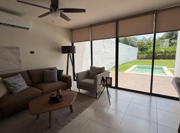 Casa · 196m² · 4 Recámaras · 2 Estacionamientos · Venta de Casa en Privada Macora 86 Santa Rita Cholul Mérida Yucatán