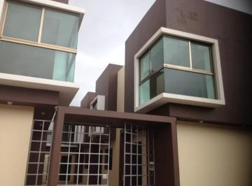 Casa · 90m² · 2 Recámaras · 1 Estacionamiento · Conjunto Residencial, Boca Negra, Col. Puerto Mexico, Coatza