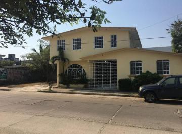 Casa · 200m² · 3 Recámaras · 2 Estacionamientos · Casa en Venta, Díaz Mirón, Col. Guadalupe Victoria