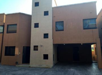 Casa · 160m² · 3 Recámaras · 2 Estacionamientos · Casa en Venta, Col. Petrolera Coatzacoalcos