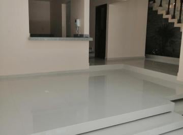 Casa · 359m² · 4 Recámaras · Casa en Venta, Llave, Col. Centro.