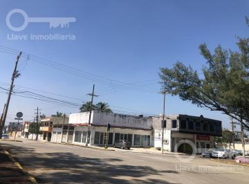 Local comercial · 210m² · Local - Puerto México