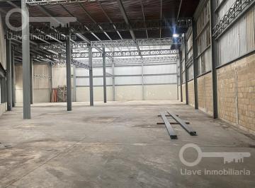 Bodega comercial · 675m² · Bodega Industrial (Nave 2) en Renta en Av Universidad, Col. Iquisa, Coatzacoalcos, Ver.