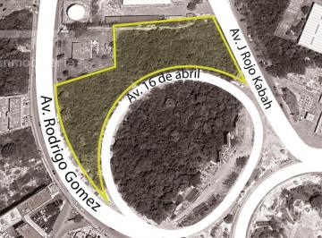 Terreno / Lote · 9025m² · Venta de Terreno de 9,025 m² en Av 16 de Abril, Cancún, Quintana Roo.