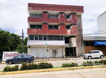 Local comercial · 110m² · Local Comercial en Renta en Calle Zaragoza, Entre Calles Abasolo y Aldama, Col. Centro, en La Ciud