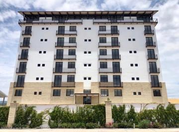 Departamento de 3 habitaciones, Querétaro · Renta de Pent House en Cumbres del Lago